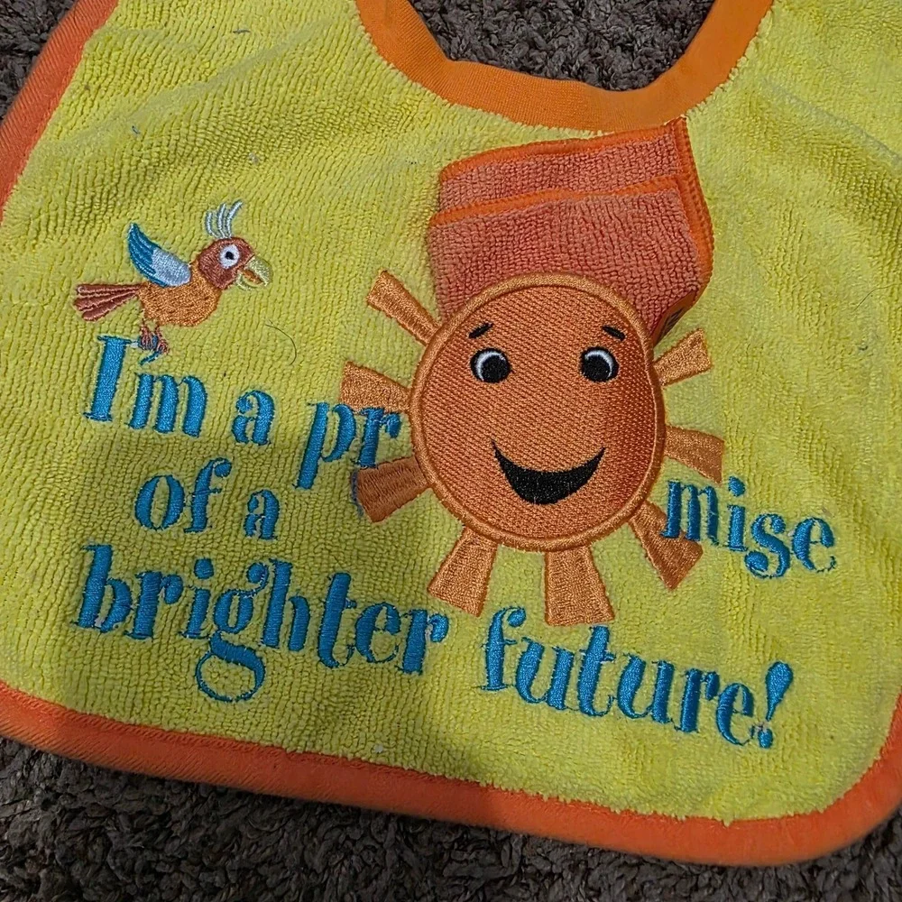 Norwex Kids Baby Bib Sun Microfiber Absorbent Feeding Towel BacLock Yellow Blue